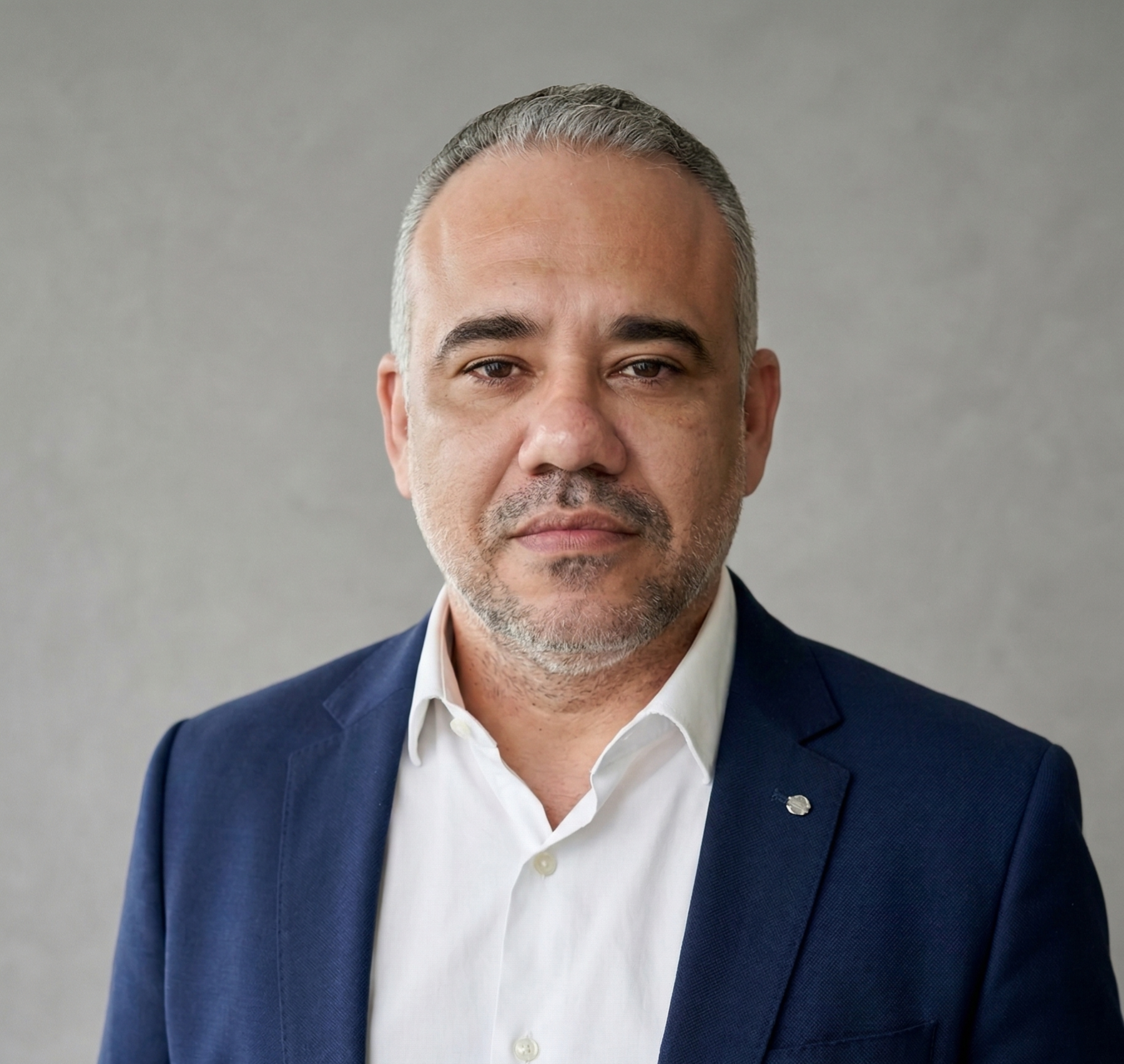 Retrato profissional de Helder F Lima